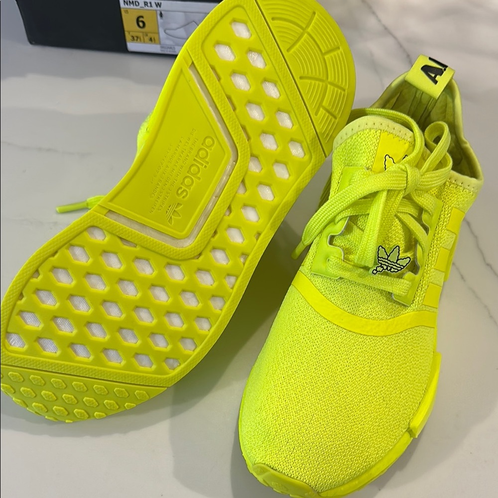 Adidas Neon Yellow nmd_r1 RARE